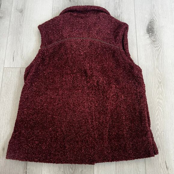 Vintage Woolrich Rust Fleece Vest Size Women's M/P Wooden Toggle Button - Picture 2 of 7